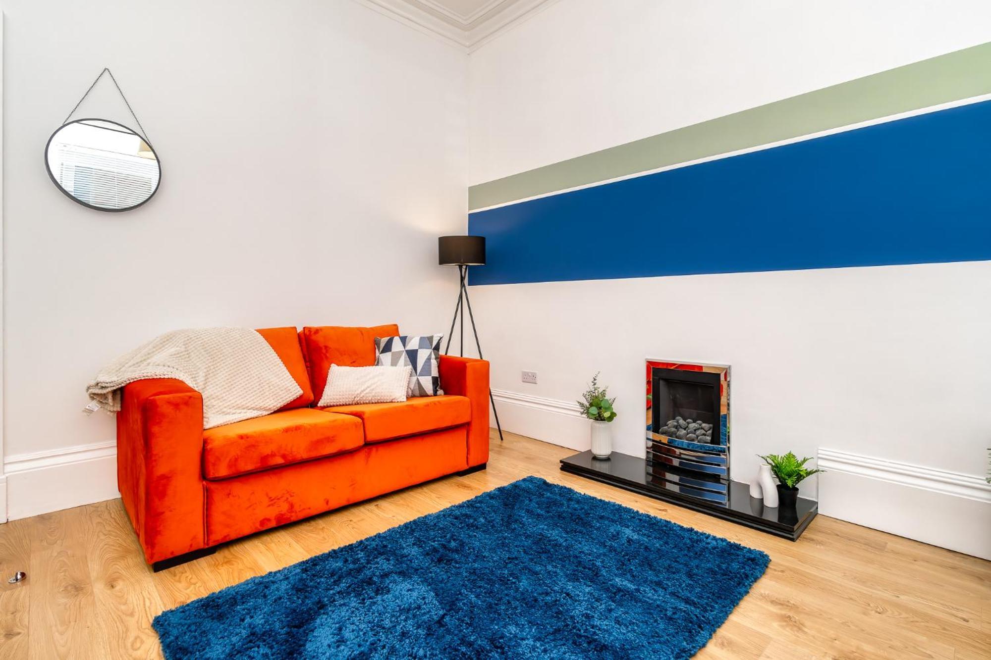 Cosy Retreat - Charming 2-Bed Apartment Greenock Buitenkant foto